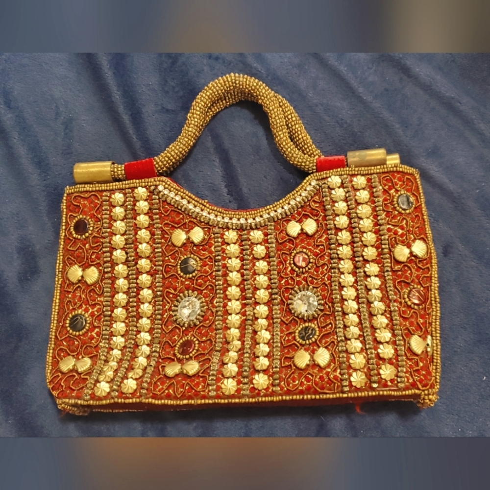 Clutch w/ Beautiful Beaded Accents